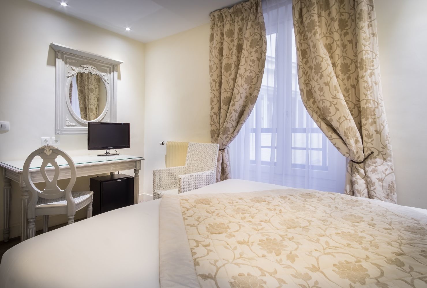 Hotel Arcadie Montparnasse - Chambre Confort