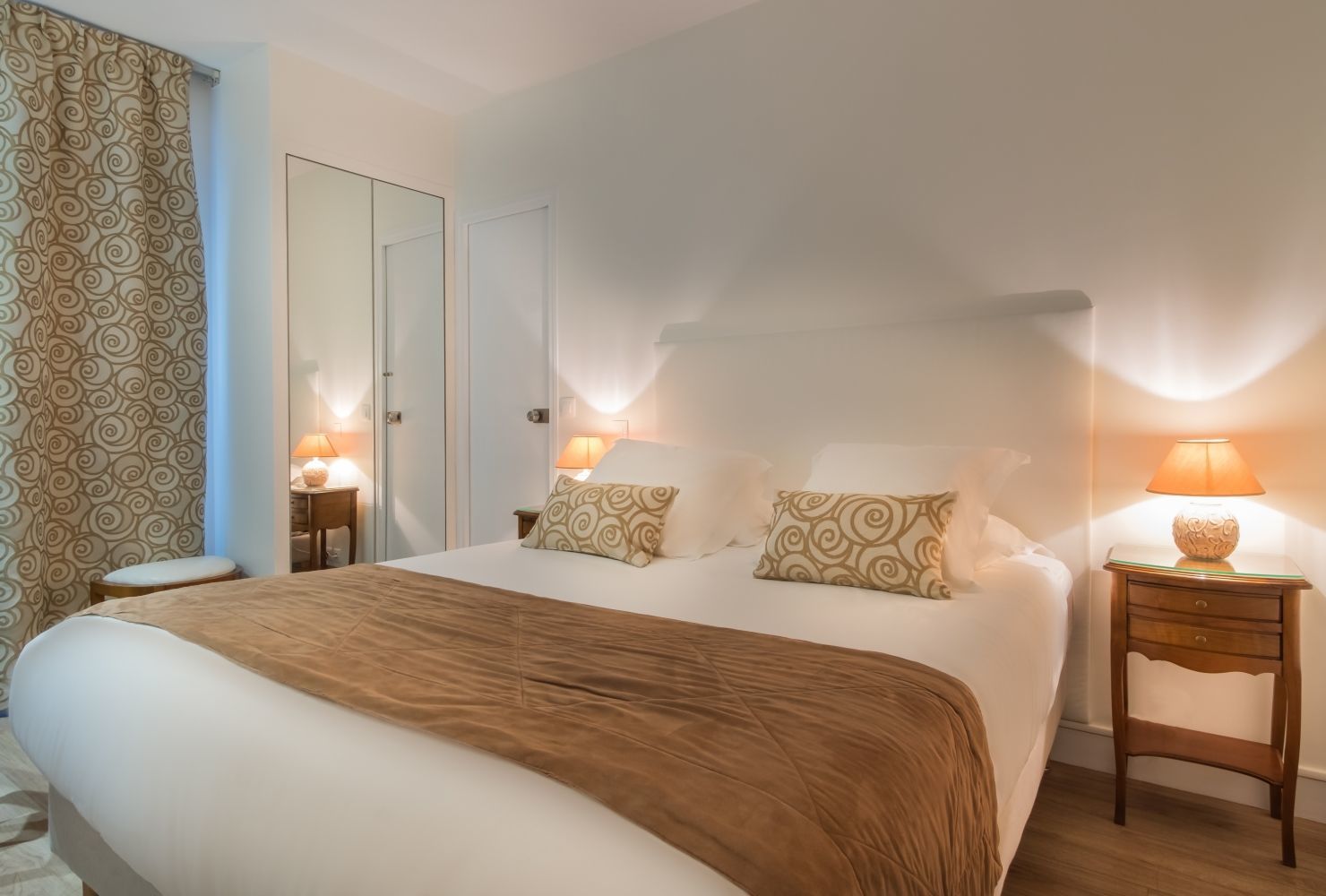 Hotel Arcadie Montparnasse - Superior Room